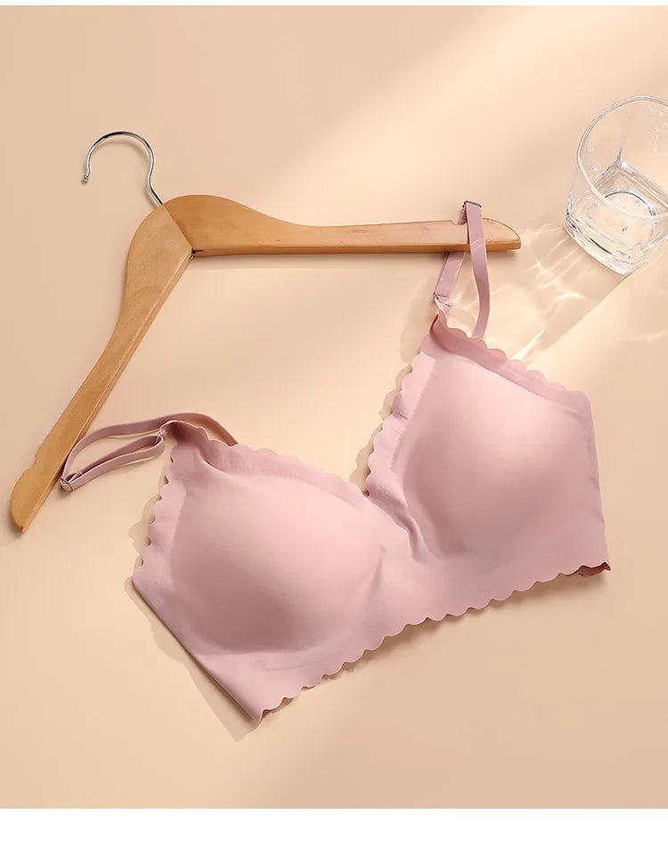 Soutien-Gorge Confort Sans Armature Rembourré Bords Ondulés Coupe Laser Invisible Yoga 9 Couleurs